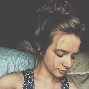 Meet your Posher, Adrianna