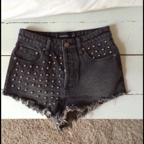 MINKPINK XS STUDDED HIGH WAISTED SHORTS