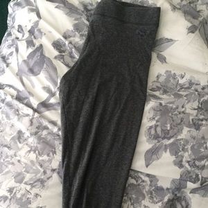 Victoria Secret Capri Leggings