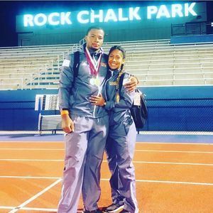 Meet your Posher, Kassandra