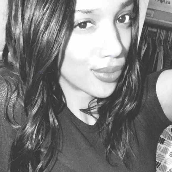 Meet your Posher, Lexis - Picture 1 of 1