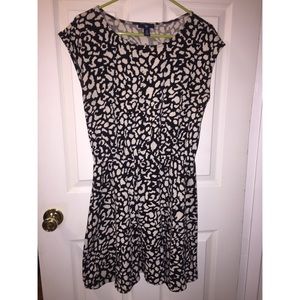 Gap Sz M, Soft Dress, Elastic Waist Black/Cream