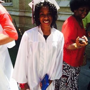 Meet your Posher, Vanessa