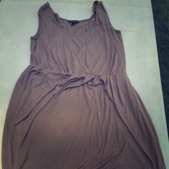Sleeveless Banana Republic dress
