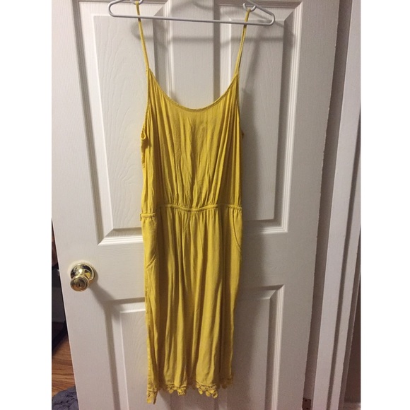 F21 Contemporary L Yellow Dress w/ Trim & Pockets