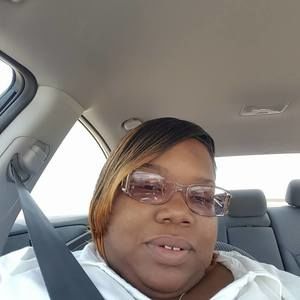 Meet your Posher, Shantee