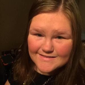 Meet your Posher, Becky