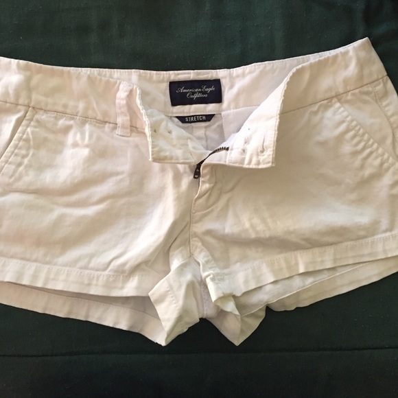 American Eagle white shorts - Picture 2 of 2