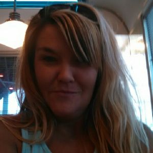 Meet your Posher, Angi