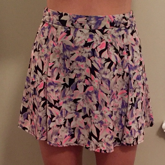 Lush skirt • size small • worn once