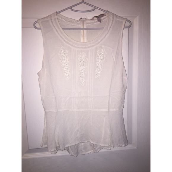 F21 Contemporary White Peplum Sleeveless Shirt L