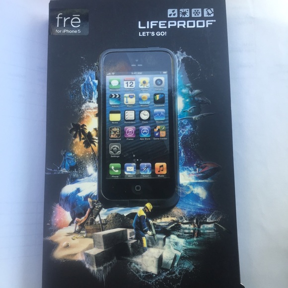 🚫SOLD🚫NWT iPhone 5/5s Lifeproof Case Black