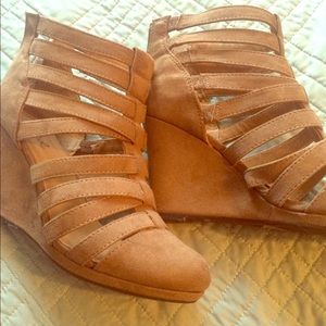 Never worn before brown ankle heels