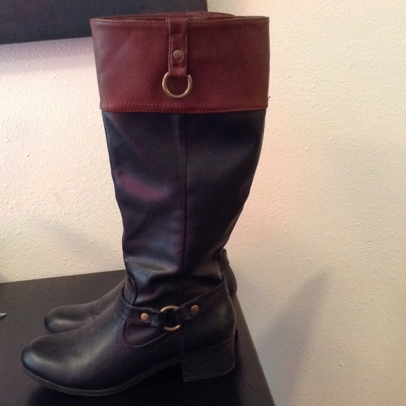 Two-tone tall boots brown & black