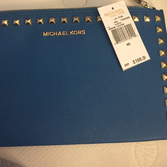 Michael Kors Handbags - Michael kors pouch