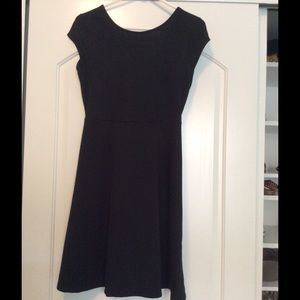 Old navy half sleeve simple black dress