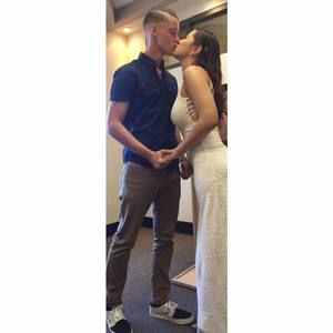 Meet your Posher, Kayla