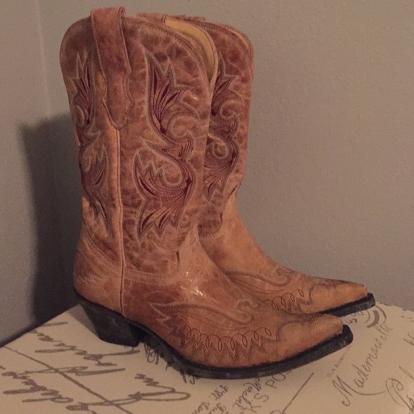 Corral Shoes - SIZE 7 1/2 BRAND NEW CORRAL COWGIRL BOOTS