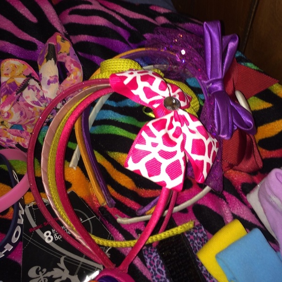 Headbands ALOT really cheap - Picture 2 of 4