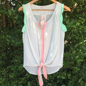 PRETTY NWT American Eagle AE sheer tank small