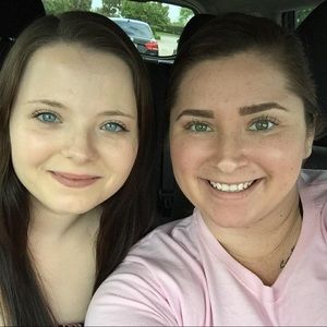 Meet your Posher, Deanna