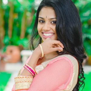 Meet your Posher, Benita