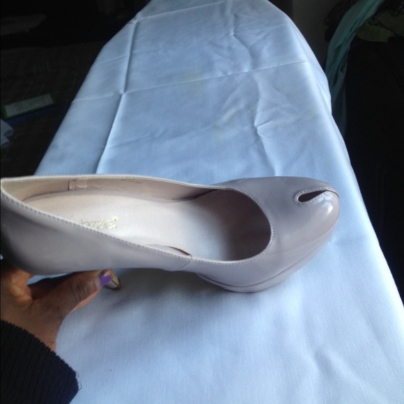 Shoe Dazzle Nude heels - Gorgeous😍😍✌️