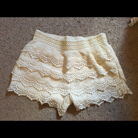 Rue 21 Crochet Shorts (M)