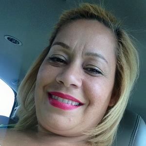 Meet your Posher, Dorcas