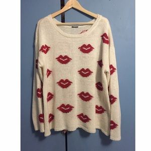 Torrid Kiss Print Sweater Top