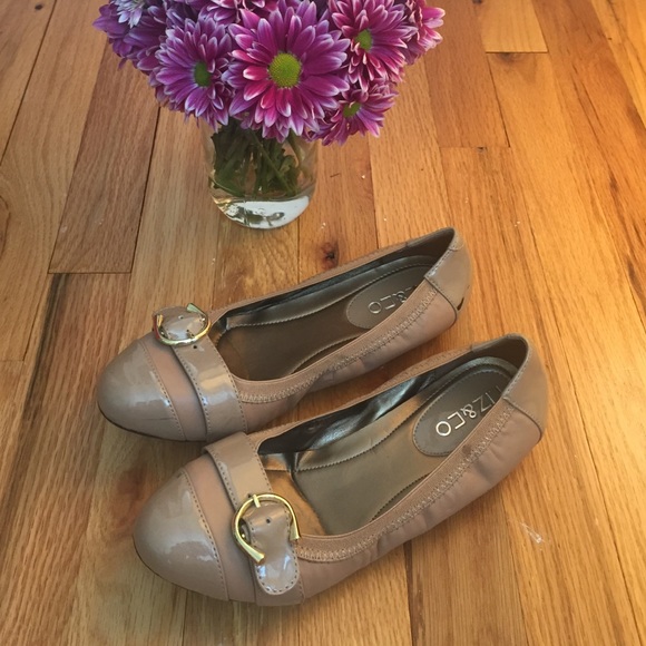 Tan Flats! Size 7