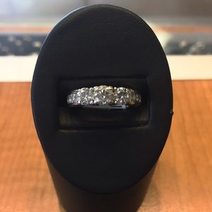 ❌❌SOLD❌❌14k white gold 3 stone engagement ring.