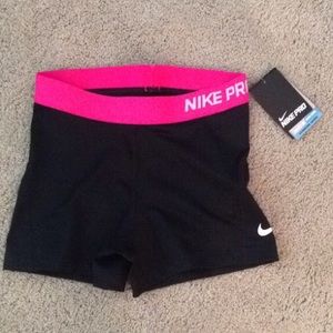 NWT Nike pros spandex black & pink size medium