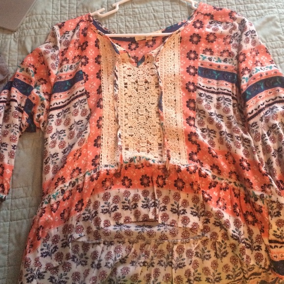 Colorful long sleeve preppy top