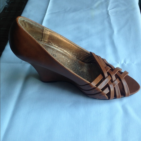 Gorgeous wedge heels✌️ - Picture 1 of 4
