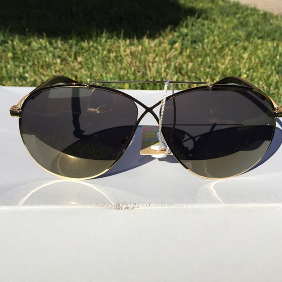 😎Celeste Sunglasses- Black😎