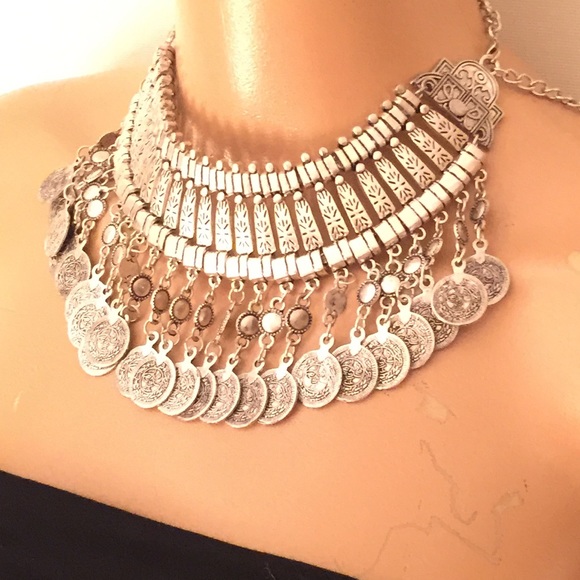 BOHO VINTAGE SILVER STATEMENT NECKLACE - Picture 4 of 4