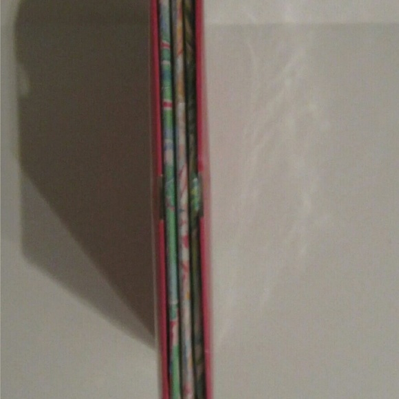 LILLY PULITZER TRAVEL JOURNAL SET 3 PRINTS! SEALED - Picture 3 of 3