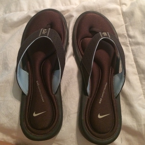 Nike comfort fort bed sandals