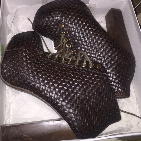 Chunky heel