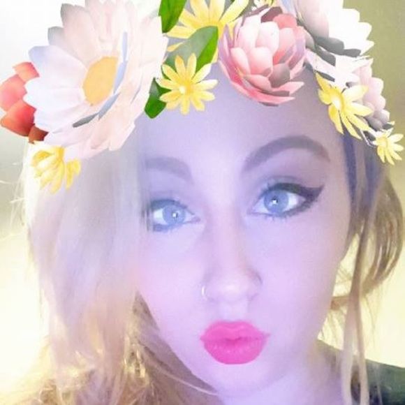 Meet your Posher, Jolene - Picture 1 of 1