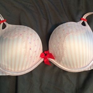 Sexy little things push-up