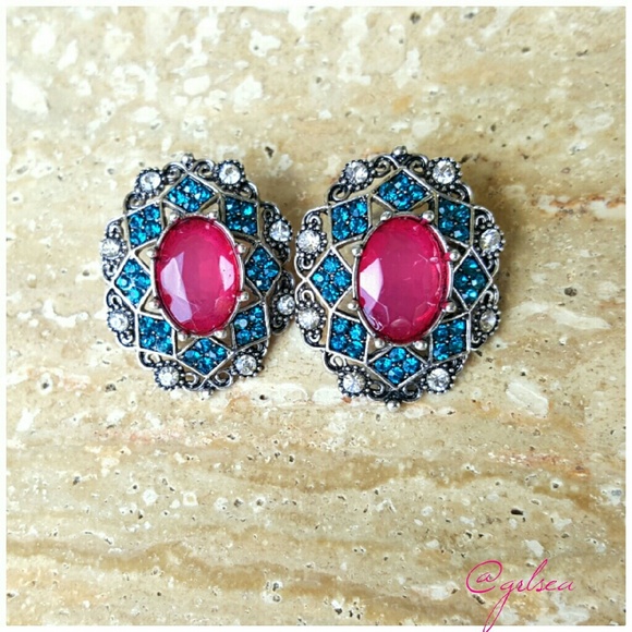 Salty Grace Jewelry - Vintage style turquoise magenta studs