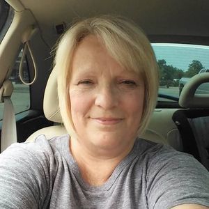 Meet your Posher, Carolyn