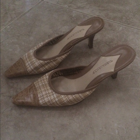 Pointed toe tan heels