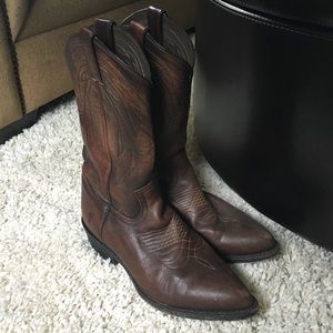 FRYE COWBOY BOOTS