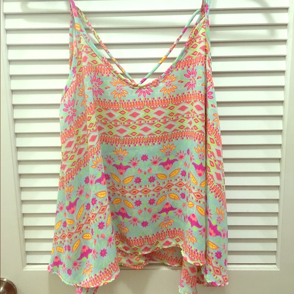 Gorgeous Lightweight Summer Tank