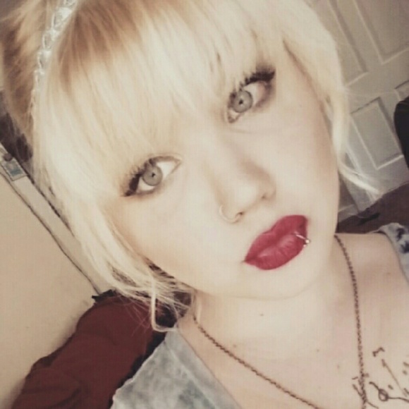 Meet your Posher, Audrey