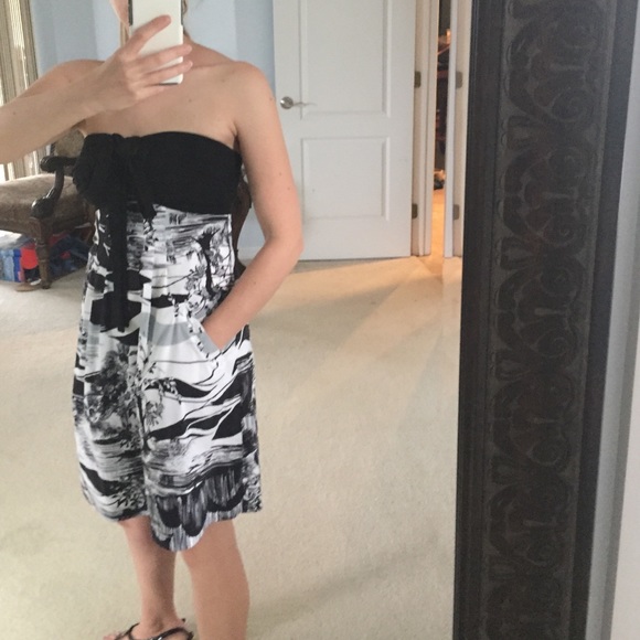 Black and white BCBG Maxazaria dress - Picture 2 of 4