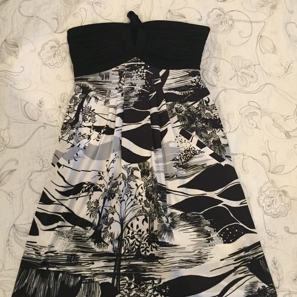 Black and white BCBG Maxazaria dress - Picture 3 of 4